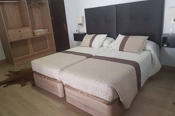 Casa Rural para 12 Personas en Villanueva del Duque, Provincia de Córdoba, Foto 4