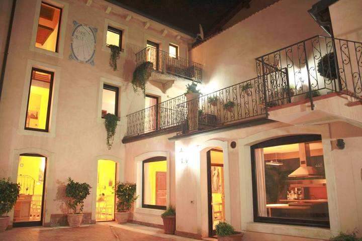 Pension voor 2 personen, met terras en tuin in Verona