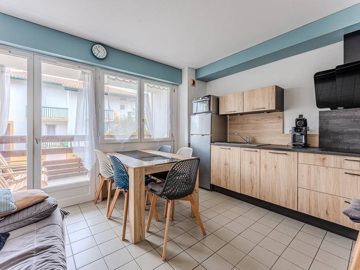 Gîte pour 6 personnes, avec terrasse dans Office De Tourisme De Biscarrosse