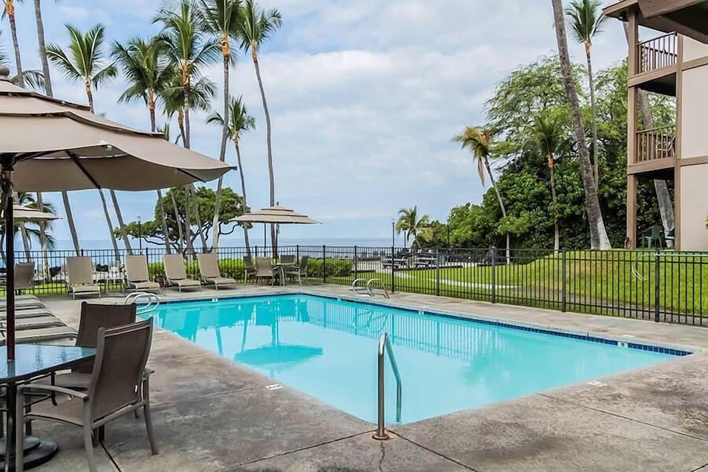 Ganze Wohnung, 🏖️Private Ground Floor Corner Unit | Ac & Hawaiian Ocean Views in Komohana Kai, Alii Kai