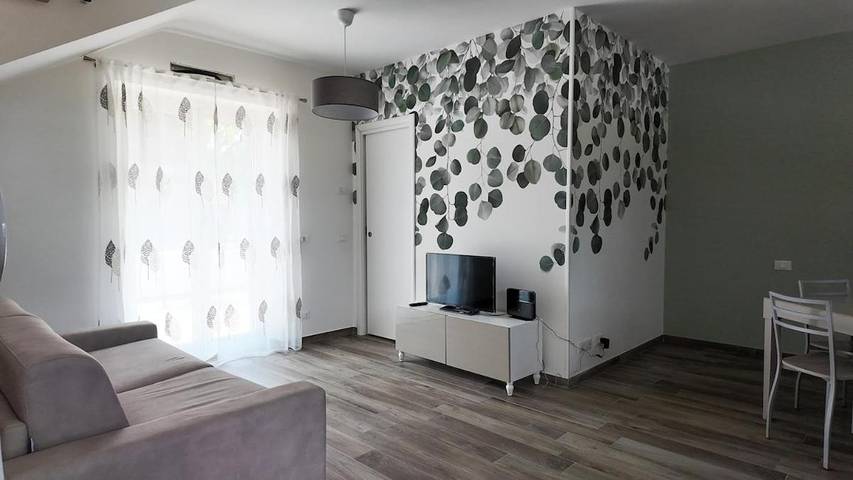 Casa vacanza per 4 persone, con giardino e panorama in Fonte Nuova