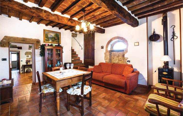 Appartamento intero, Appartamento con piscina vicino a Volterra - WiFi e parcheggio in Volterra, Pisa e dintorni