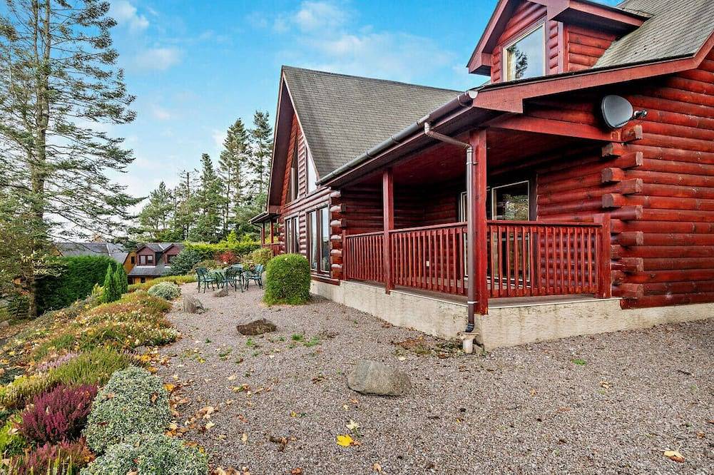 Gilnockie - Three Bedroom House, Sleeps 6 in Kippford, Dumfries and Galloway