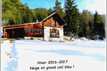 Maison de campagne pour 6 personnes, avec jardin et balcon à Beauvezer