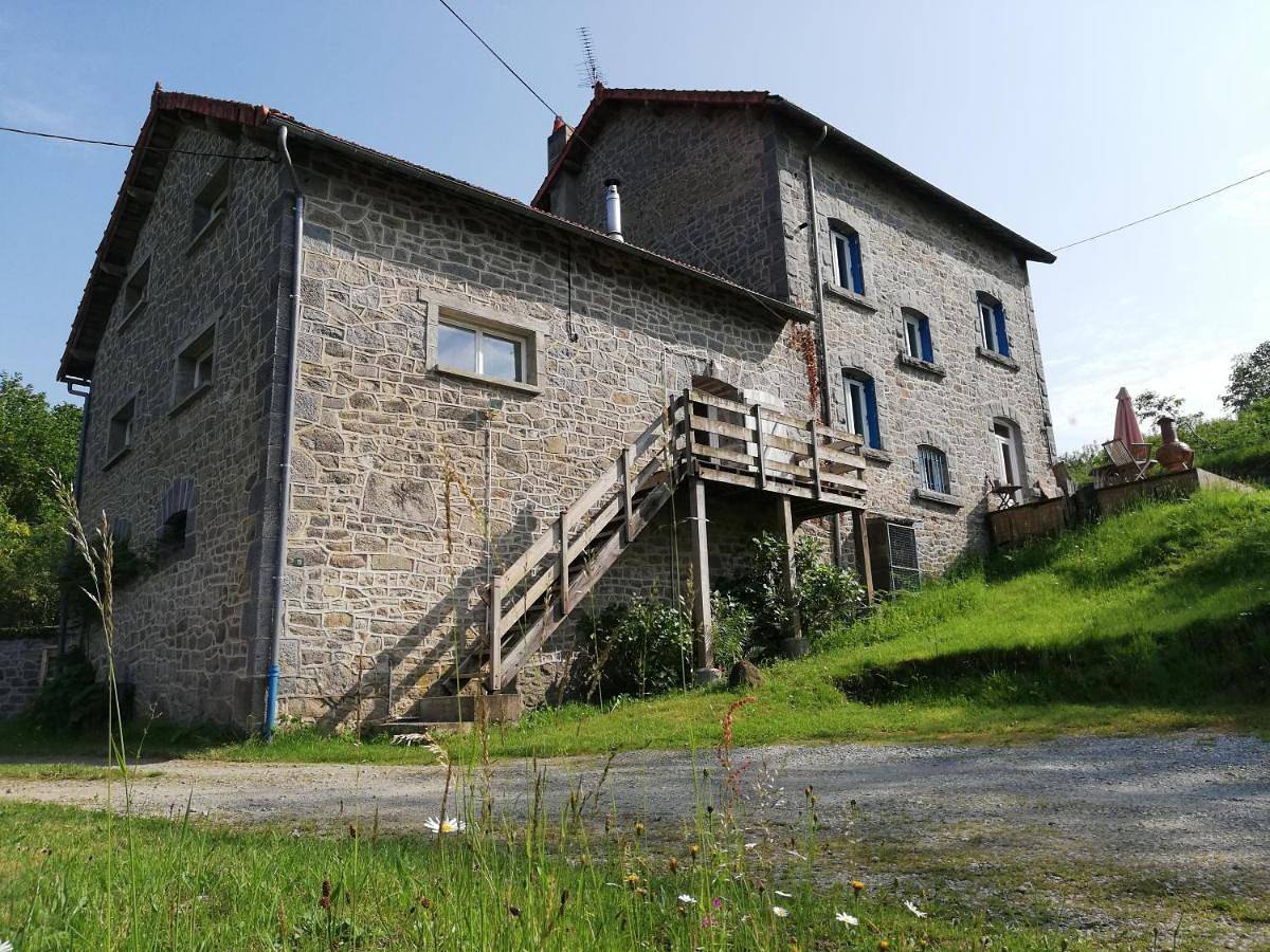 Holiday Home in Sardent, Région de Guéret