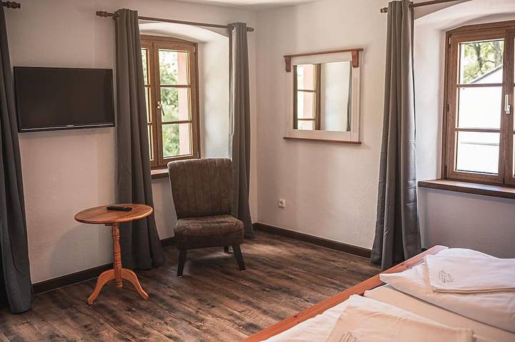Geselliges grosses Gruppenferienhaus Panorama  mit Sauna/Hottub in Kronenburg, Dahlem