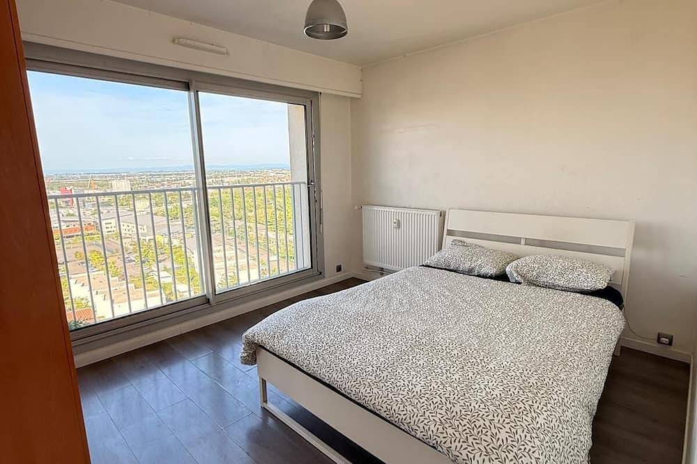 Appartement entier, Spacious apartment in the metropolitan area of Lyon in Vénissieux, Lyon et ses environs