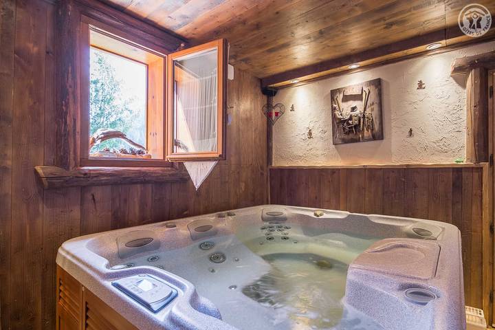 Gîte pour 4 personnes, avec terrasse ainsi que sauna et jacuzzi, animaux acceptés à Hauteluce - 3