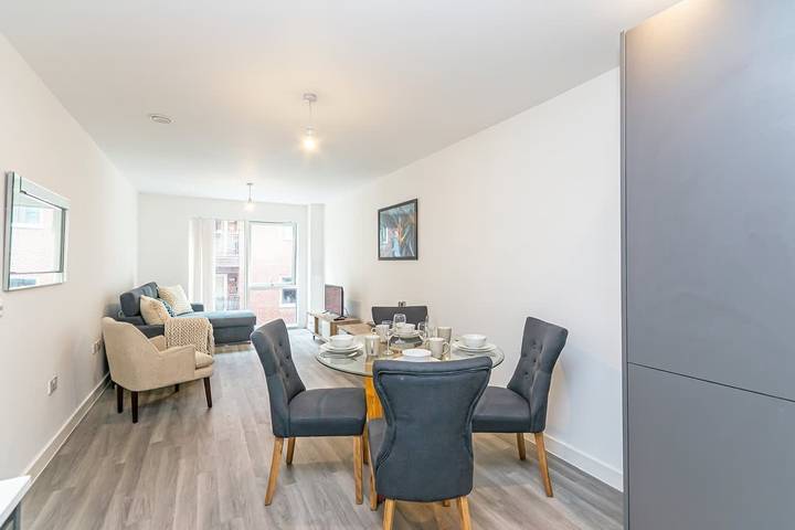Ganze Wohnung, Free Parking | 2Br Apartment in Central Manchester in Manchester, Greater Manchester