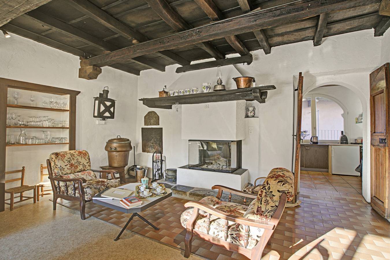 Ganze Wohnung, Historical Caslano 1 in Caslano, Luganersee