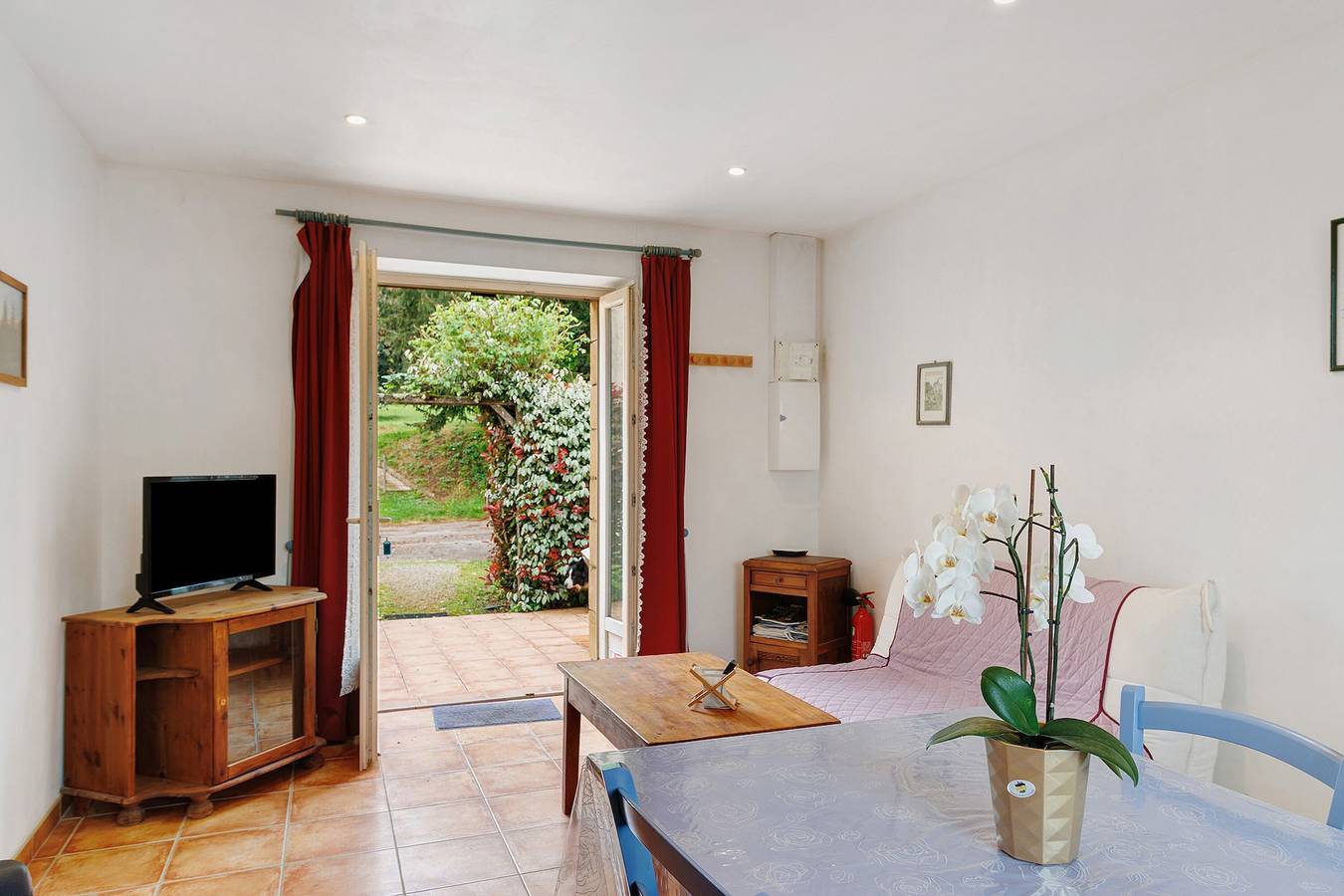 Gîte voor 2 personen met verwarmd zwembad en wifi in Sarlat, rustige ligging, foto 15