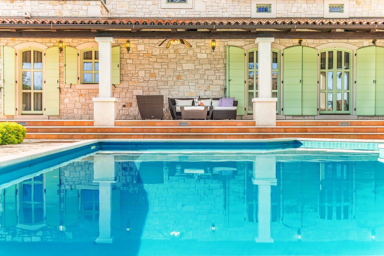 Villa Green Estate mit Pool in Barat, Zentralistrien