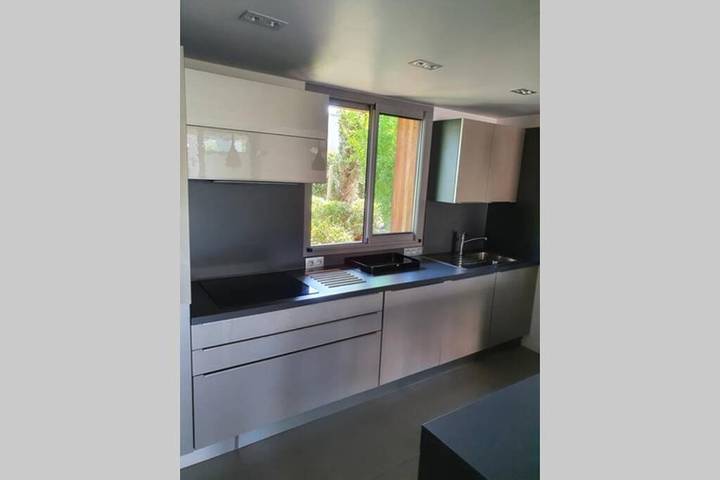 Gîte pour 4 personnes, avec jardin et terrasse dans Plage Santa Giulia - 3