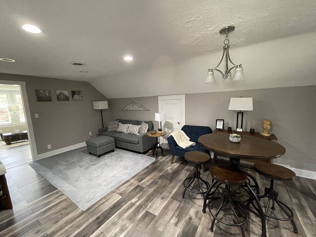 Ganze Wohnung, The Coxon House Inn: 3rd floor apartment- The Writer’s Nook in Wooster, Ohio