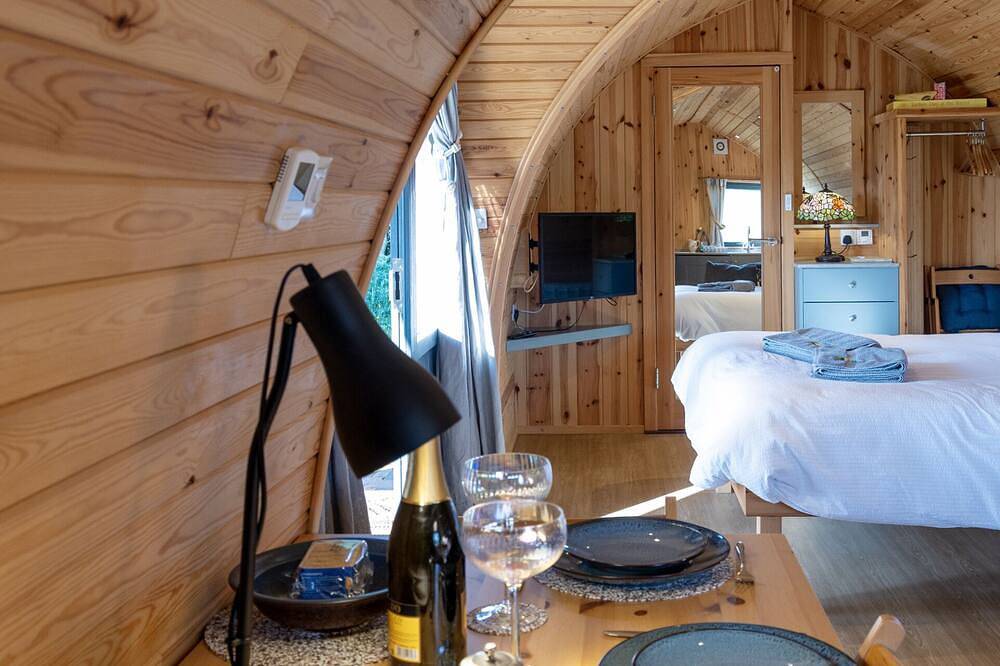 Bass Rock Pod - Luxury King Size Bed - Sea View in Edinburgh and Lothian