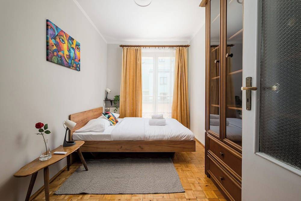 Entire apartment, Muranów Art Apartment in Warsaw Śródmieście, Warsaw