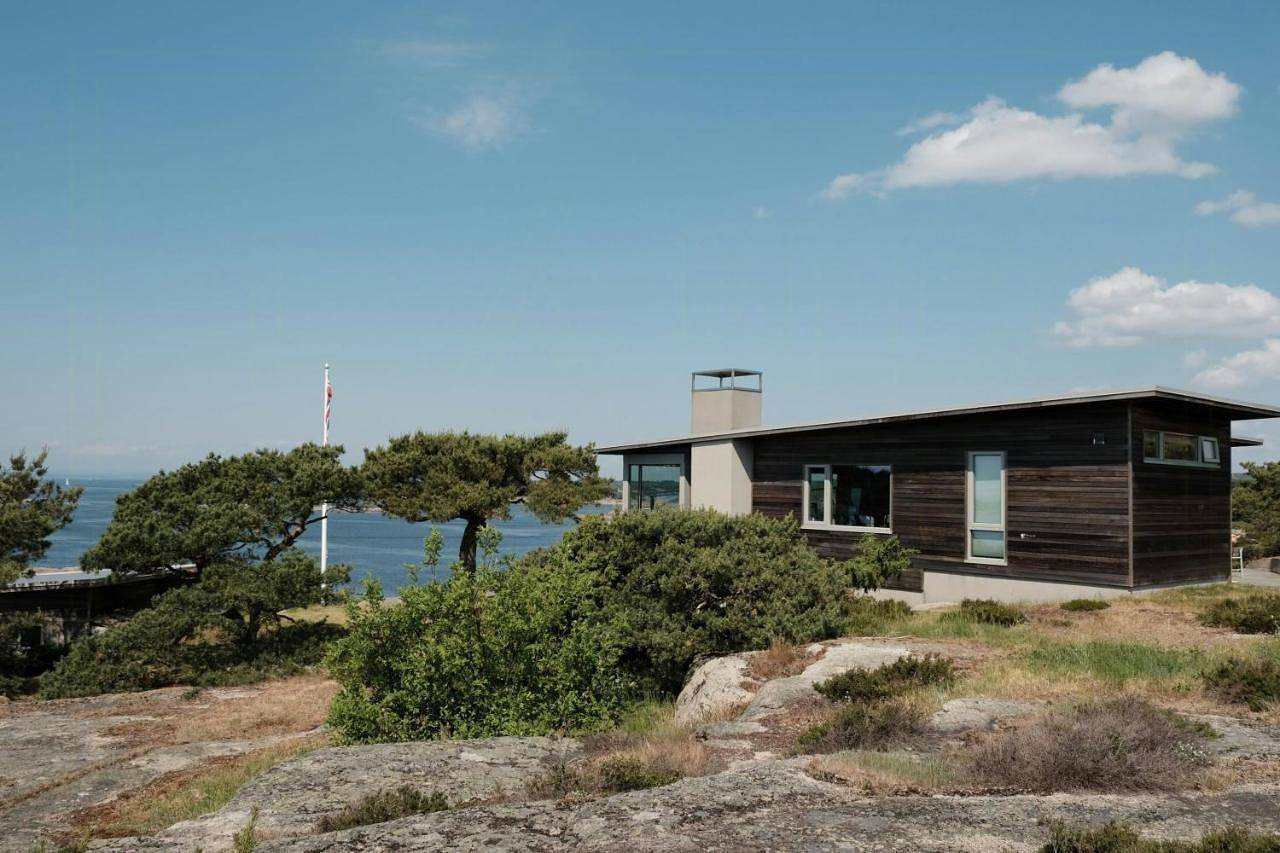 Seaside Cabin With Unique Outdoor Areas in Fredrikstad