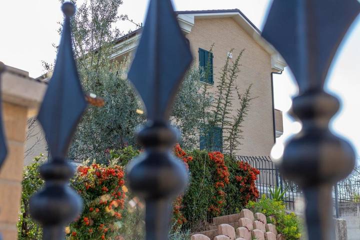 Gîte pour 2 personnes, avec jardin ainsi que balcon et vue à Morrovalle - 3