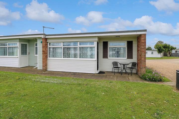 Chalet for 4 people, with garden in Hemsby