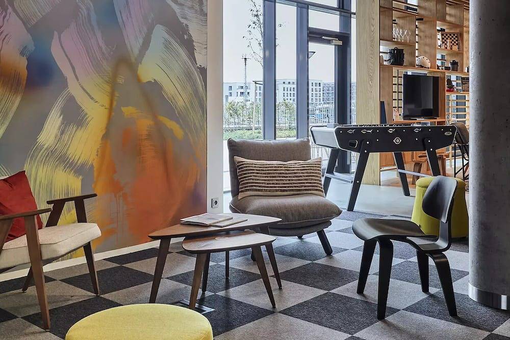 Ganze Wohnung, Apartment 4 people - 1 bedroom in Weststadt (Heidelberg), Heidelberg