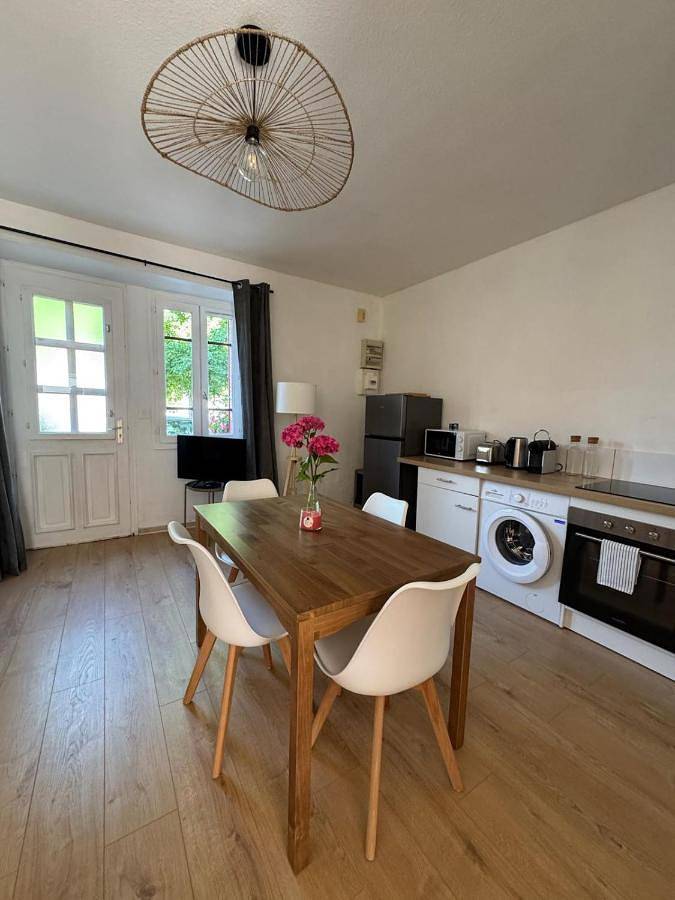 Gîte pour 7 personnes, animaux acceptés dans Condeissiat