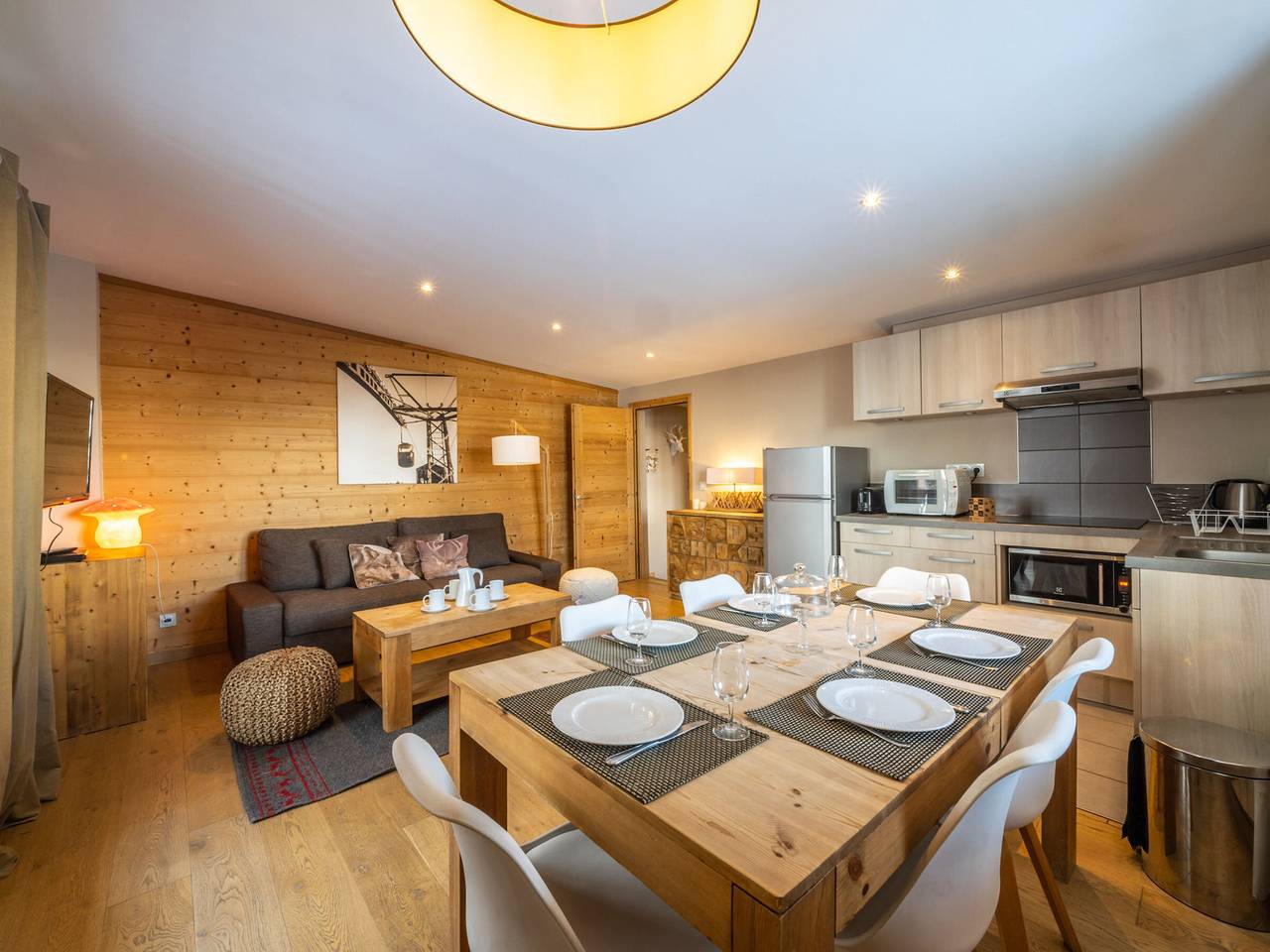 Entire apartment, Tignes Apartment 6 pers, ski-in/ski-out, balcony, pets allowed in Tignes, Massif de la Vanoise