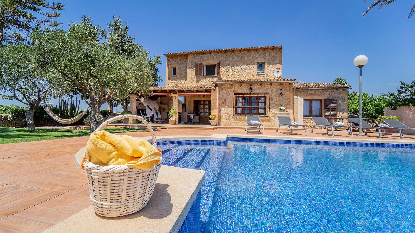 Maison de vacances "Vinyes Can Grau" avec vue sur montagne in Sencelles, Majorque l'intérieur des terres