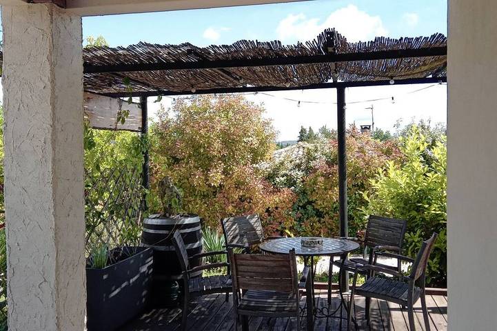 Vacation apartment for 2 pers. in Lagorce approx. 8km f. Vallon-Pont-d'Arc. Dogs allowed. in Lagorce, Ardèche