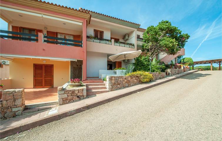 Appartement de vacances entier, Appartement de plage au rez-de-chaussée avec cuisine in Isola Rossa, Trinità d'Agultu e Vignola