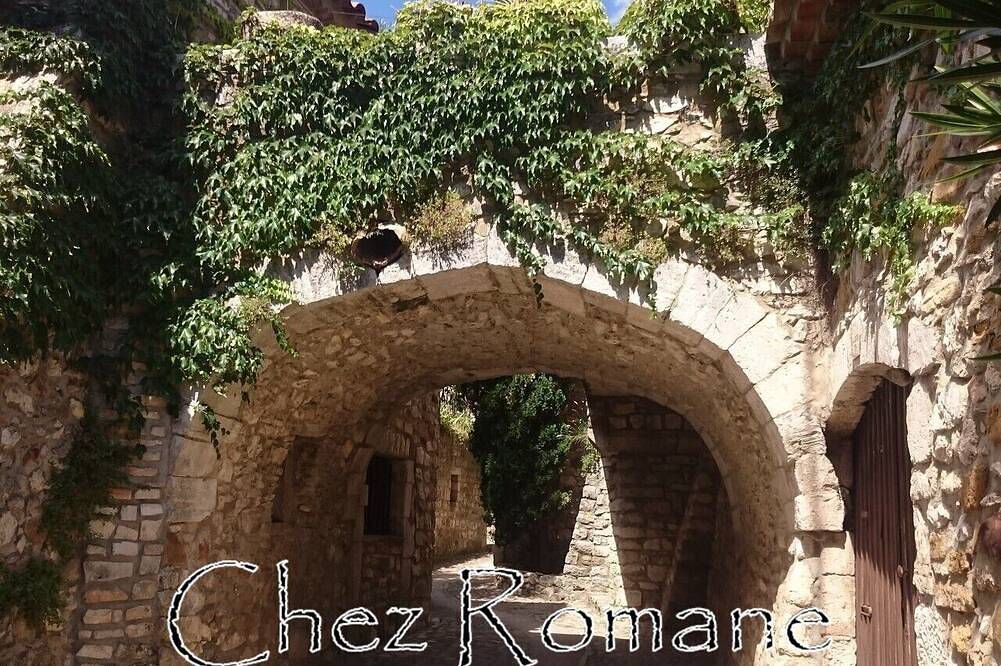 Bienvenido \"Chez Romane\" Aiguèze in Aiguèze, Gorges de l’Ardèche