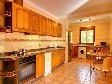 Villa in Santa Eulària des Riu, Ibiza Osten für 6 