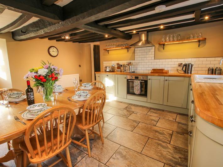 Cottage for 6 people, with garden in Clun