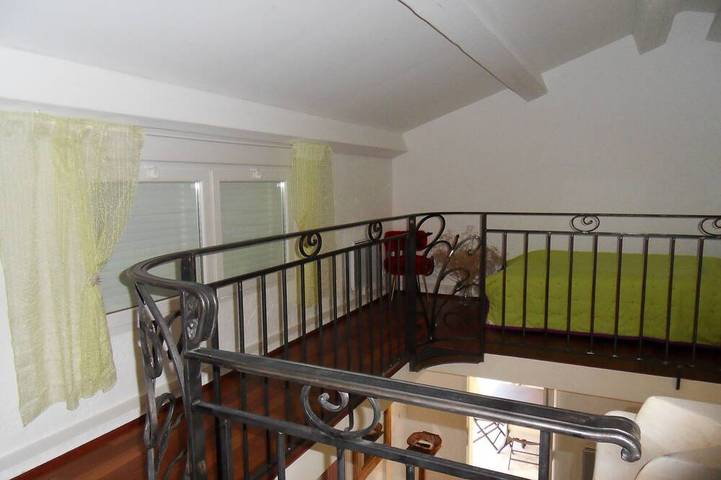 Location de vacances pour 2 personnes, avec jardin ainsi que terrasse et piscine à Pontevès - 3