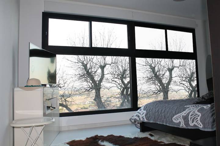 Location de vacances pour 8 personnes, avec sauna et jardin à Laudun-l'Ardoise - 2