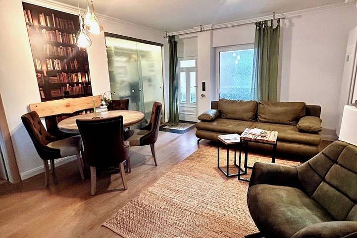 Ferienwohnung für 2 Personen, mit Balkon in Aurich