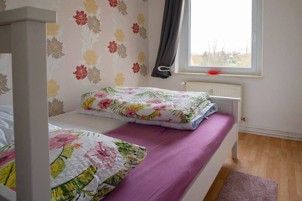 Ganze Wohnung, Ferienwohnung 4 Zingst - Hundefreundliche Ferienwohnungen - Nähe Ostseeküste in Langendorf (Lüssow), Lüssow