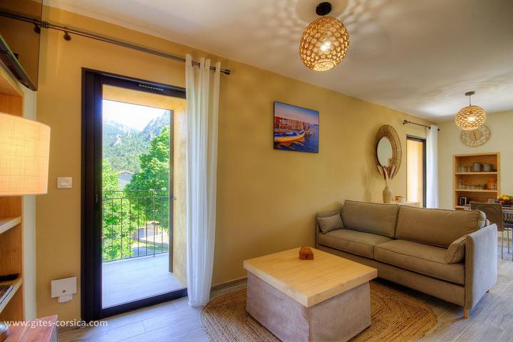 Gîte pour 2 personnes, avec balcon