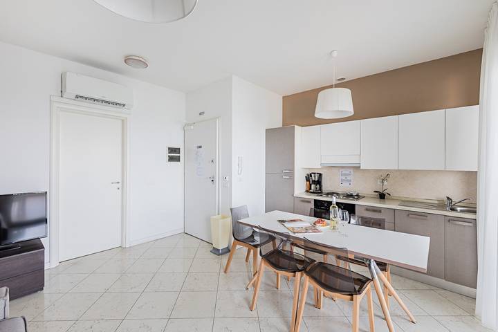 Ferienwohnung für 4 Personen, mit Balkon und Seeblick, mit Haustier in Desenzano del Garda - 2