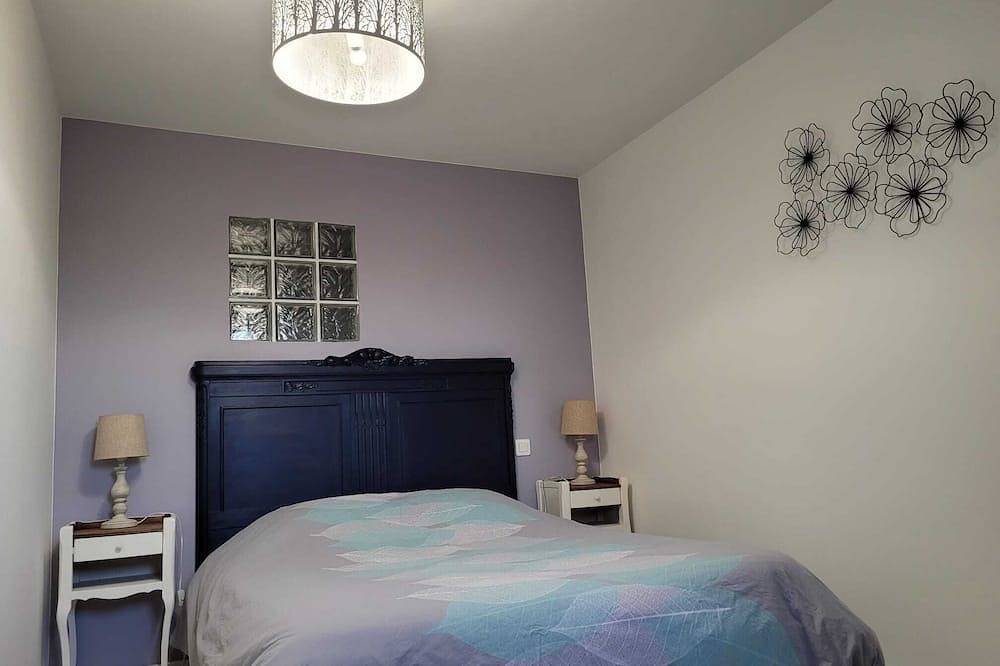 Quiet 2-star gîte, less than 2km from Dole town center in Dole, Jura