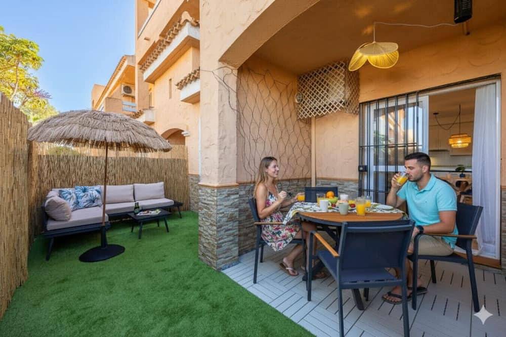 Entire apartment, Private Chill-out | Netflix| 8min Beach | Family in Playas de Vera, Vera