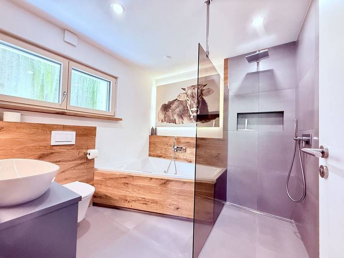 Ferienwohnung für 4 Personen, mit Whirlpool und Terrasse sowie Garten und Ausblick in Scheidegg - 4