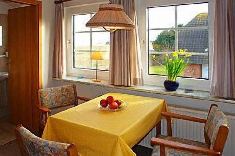 Entire apartment, Heckenrose1 Og Mitte in Norddorf, Amrum