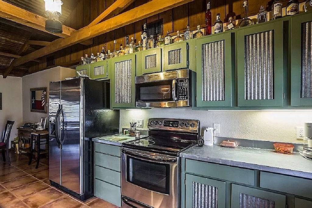 Butterfly Lake House - Arcridgeranchresort.com in Van Zandt County