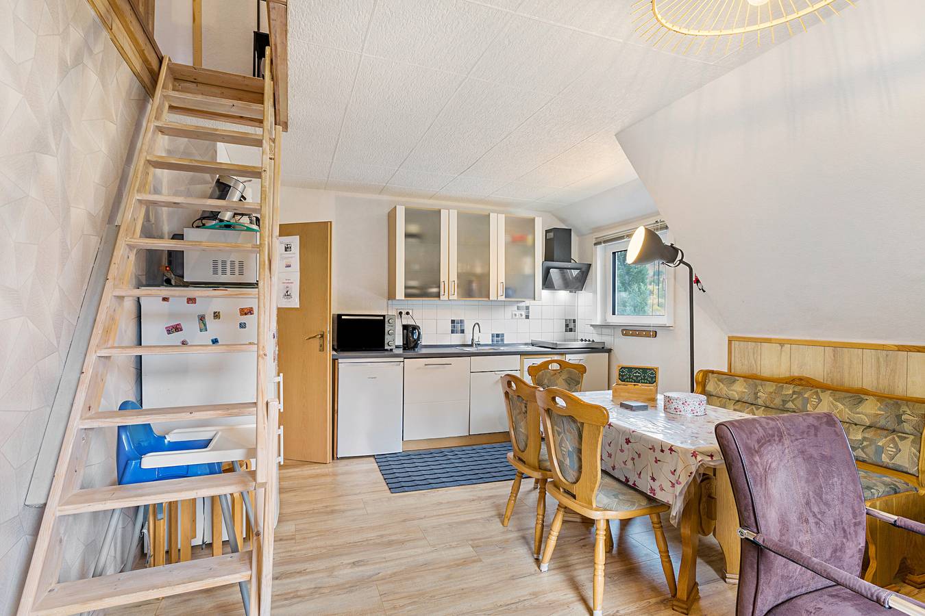 Ganze Wohnung, Apartment '3 Schlafzimmer bei Will' mit privater Terrasse und Wlan in Brilon-Wald, Brilon