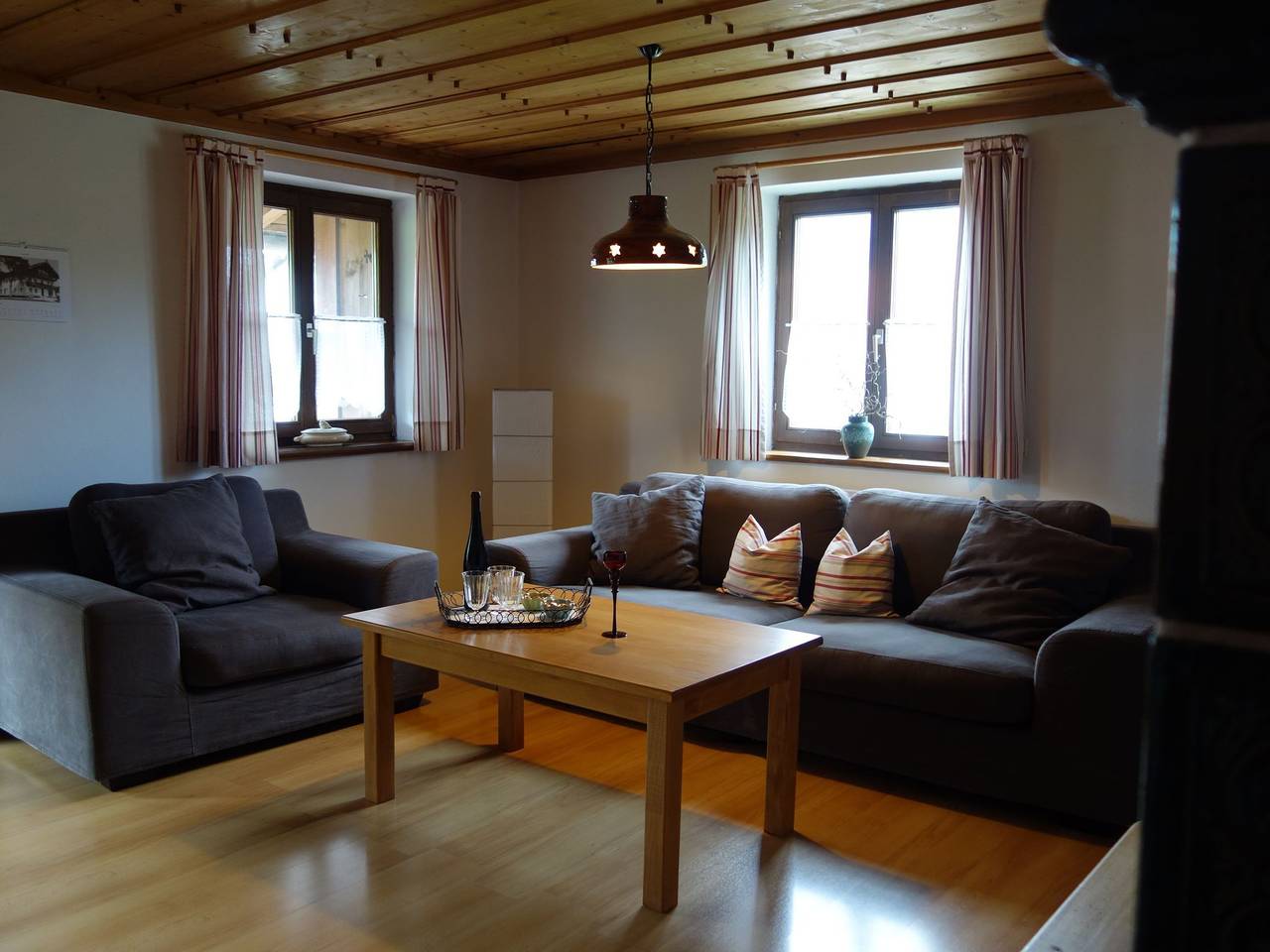 Ganze Ferienwohnung, Ferienwohnung Obermeier | Chiemgau Karte - Ferienwohnung 100 qm, f. 2-5 Pers., 2 sep. Schlafzimmer, Südbalkon, ruhige Lage in Grassau, Chiemsee