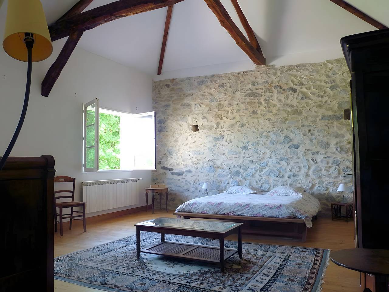 Gite L'aventura : Dans un site privilégié avec vue sur les montagnes in Régades, Haute-Garonne