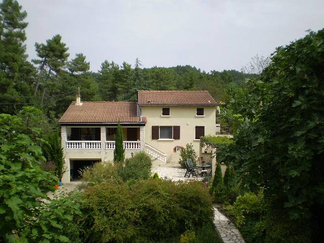 Gîte pour 10 personnes, avec piscine à Molières-sur-Cèze