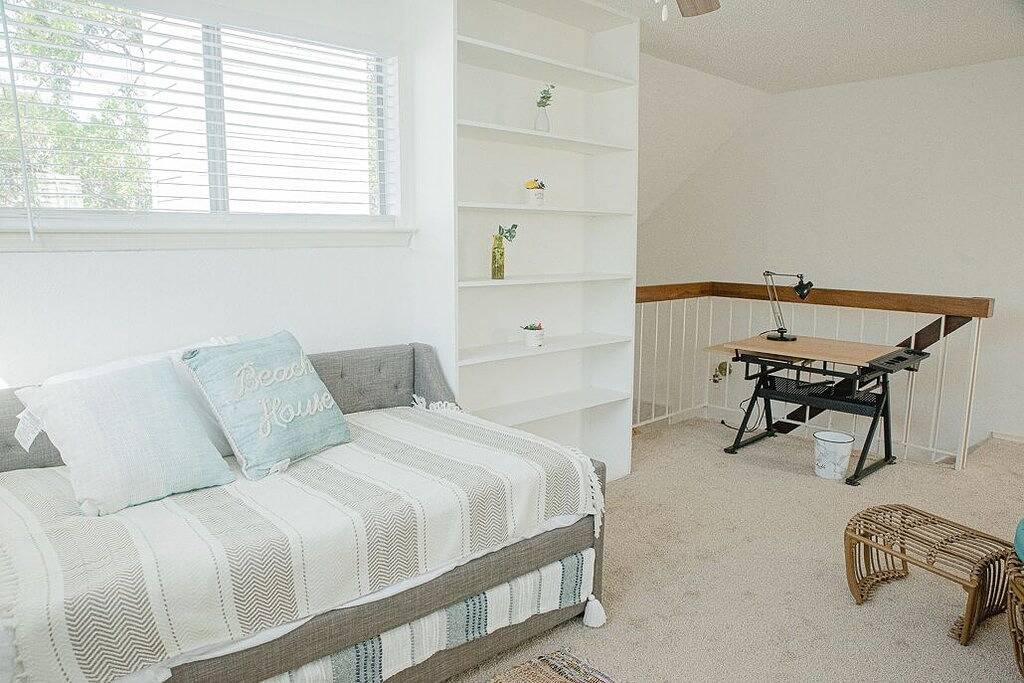 Ganze Wohnung, 2 bd /1 b condo &fireplace. 10 min to Dfw airport in Irving, Dallas County