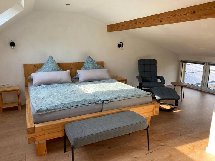 Ferienwohnung für 3 Personen, mit Balkon und Terrasse sowie Garten und Ausblick in Brauneberg