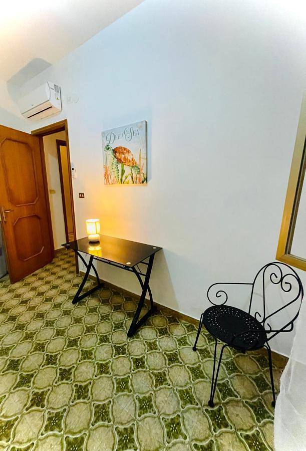 Gîte pour 6 personnes, avec terrasse ainsi que vue et jardin, animaux acceptés dans Casalabate - 3